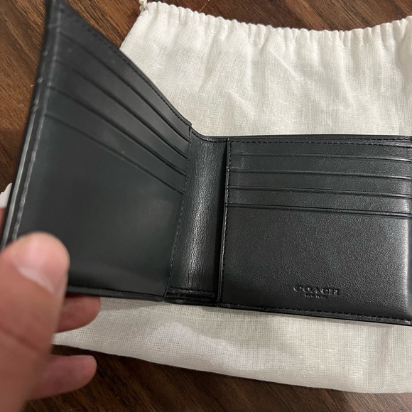 Coach Wallet - Picture 2 of 2